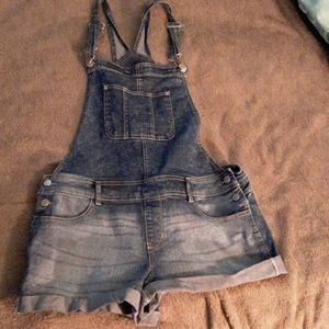 Cute overalls